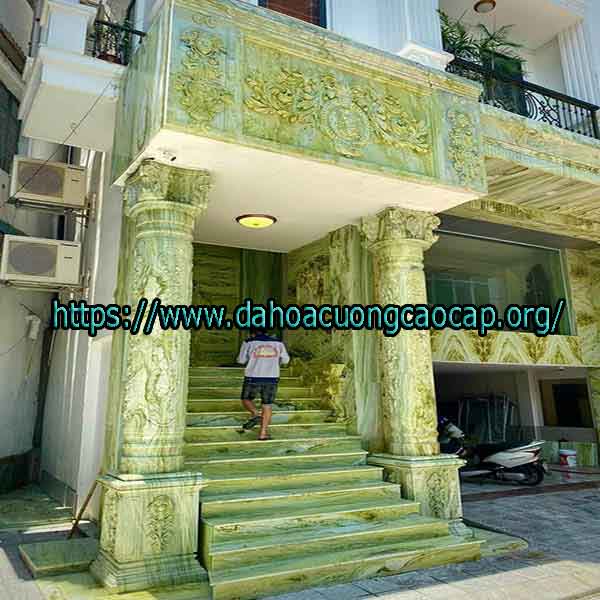 mặt liền đá marble mặt dựng