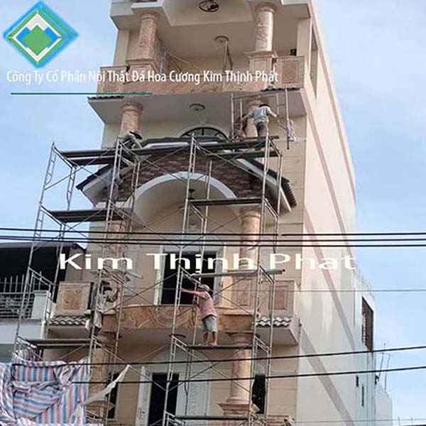 mặt liền đá marble mặt dựng